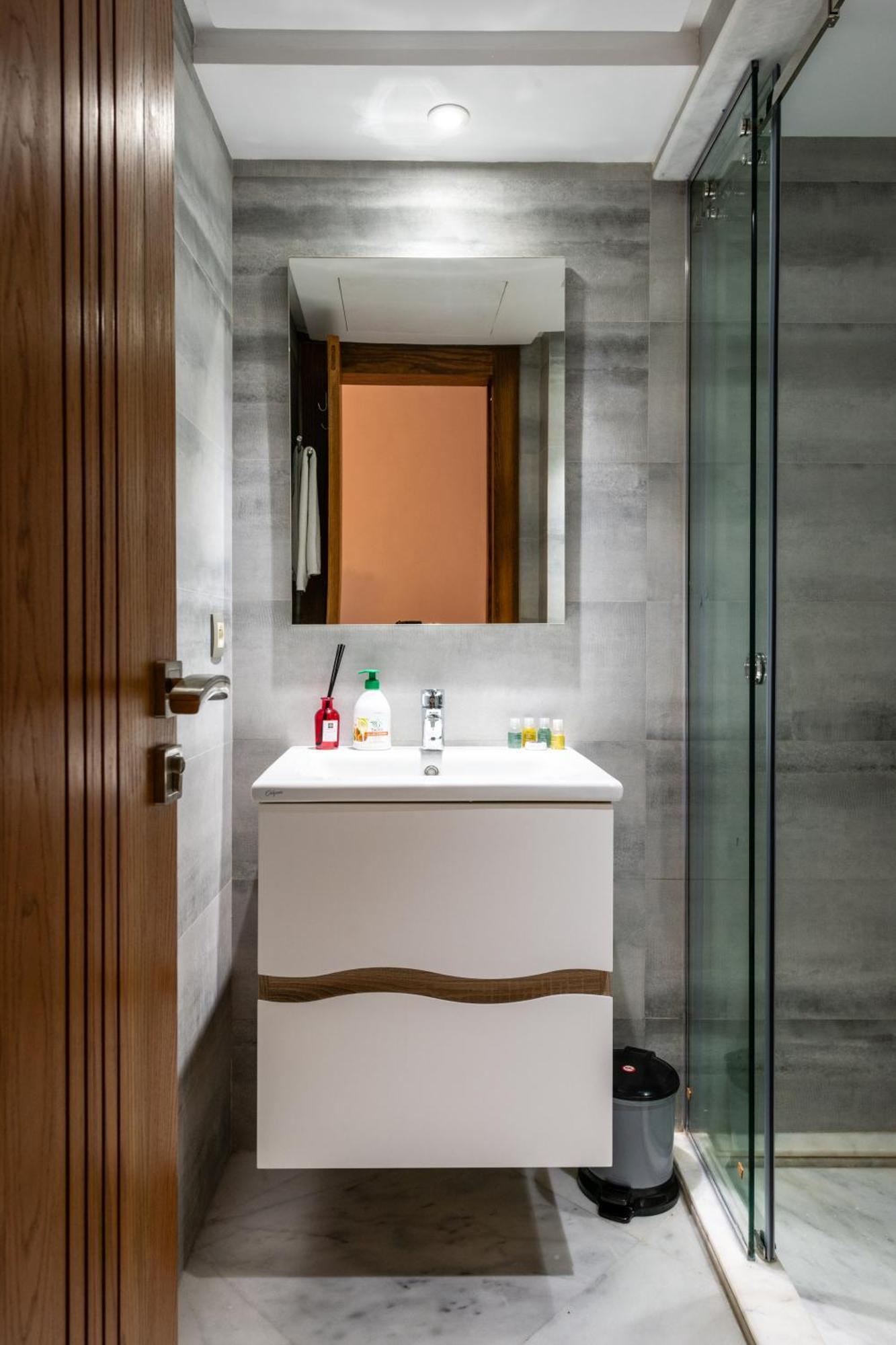 La Suite - Appartement De Luxe Tangier Exterior photo
