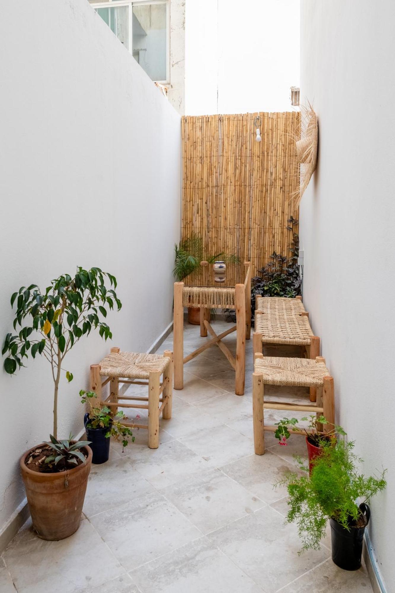 La Suite - Appartement De Luxe Tangier Exterior photo